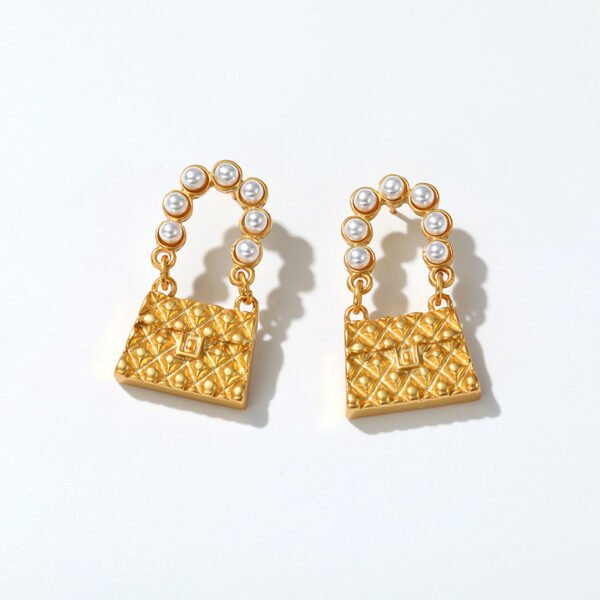 Classic Bag Design Pearl Earrings