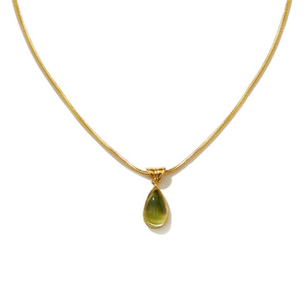 Vintage olive green teardrop pendant necklace
