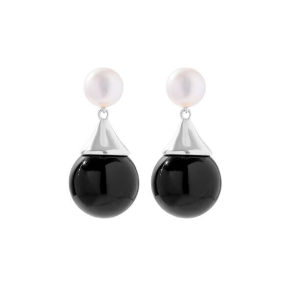 French retro style small black ball pearl earrings