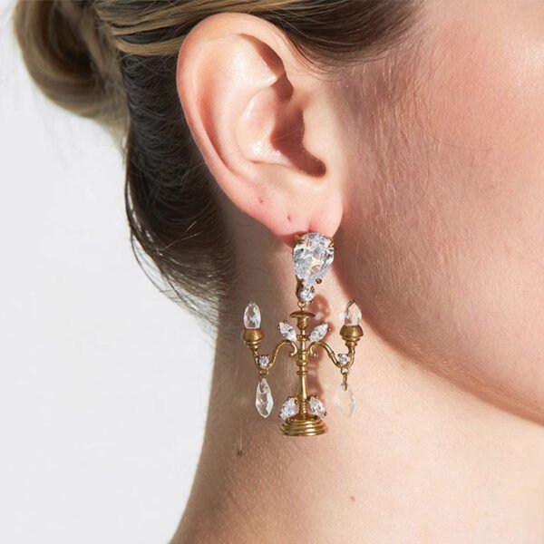 European and American retro crystal lamp earrings