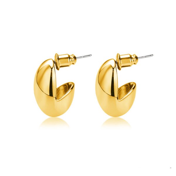 Bean-shaped hollow design earrings