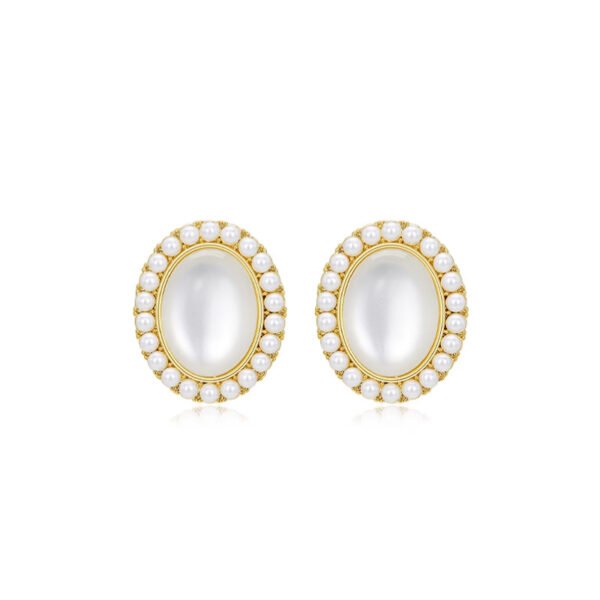 French vintage pearl cat's eye stud earrings