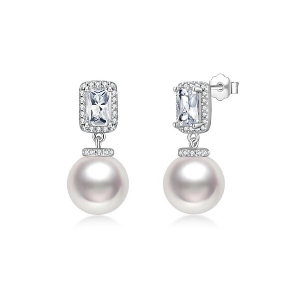 French vintage style small sugar cube pearl earrings
